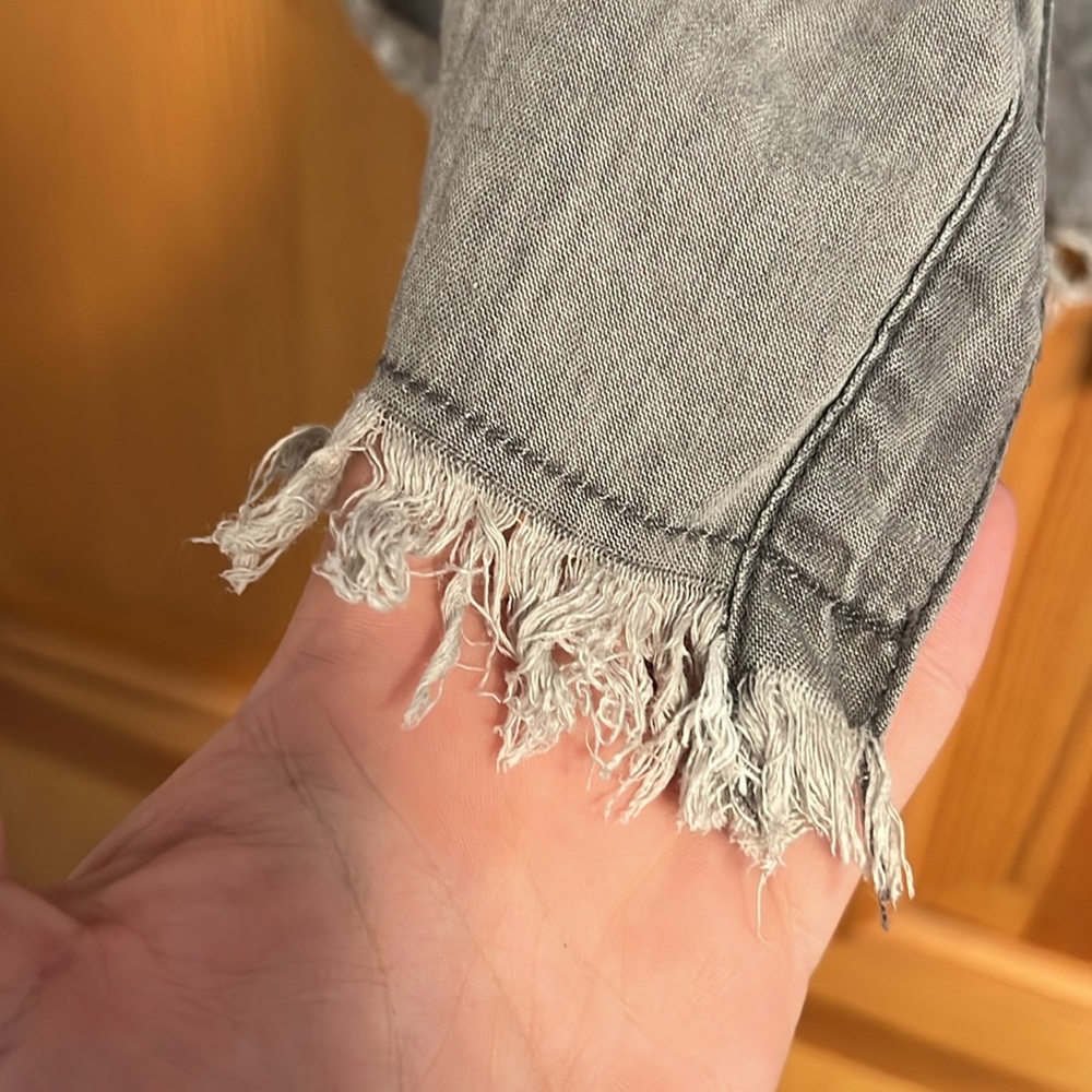 Fringe button down - Picture 3 of 3